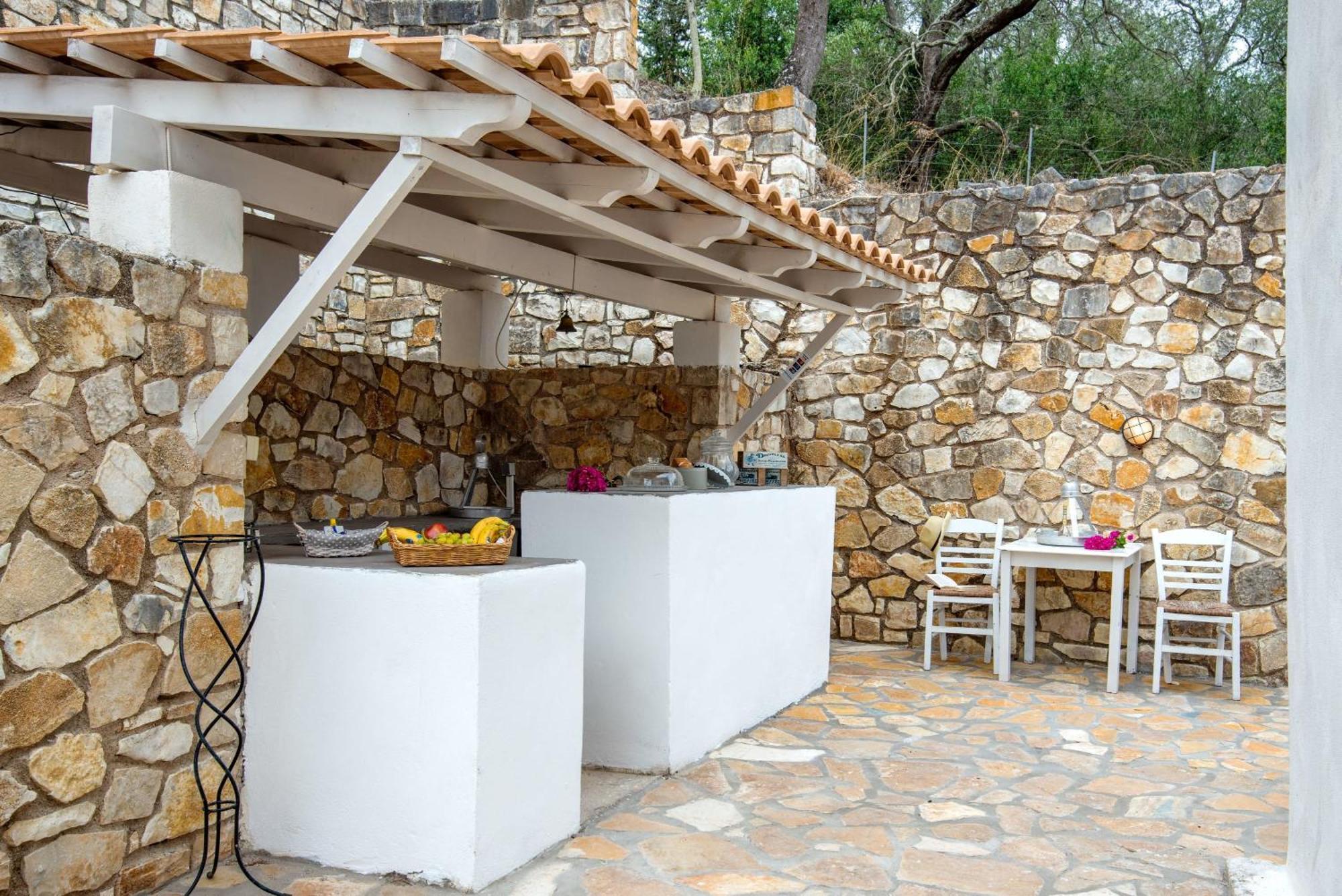 Dive Into Summer - Kirki's Cozy Pool Gem On Paxoi *